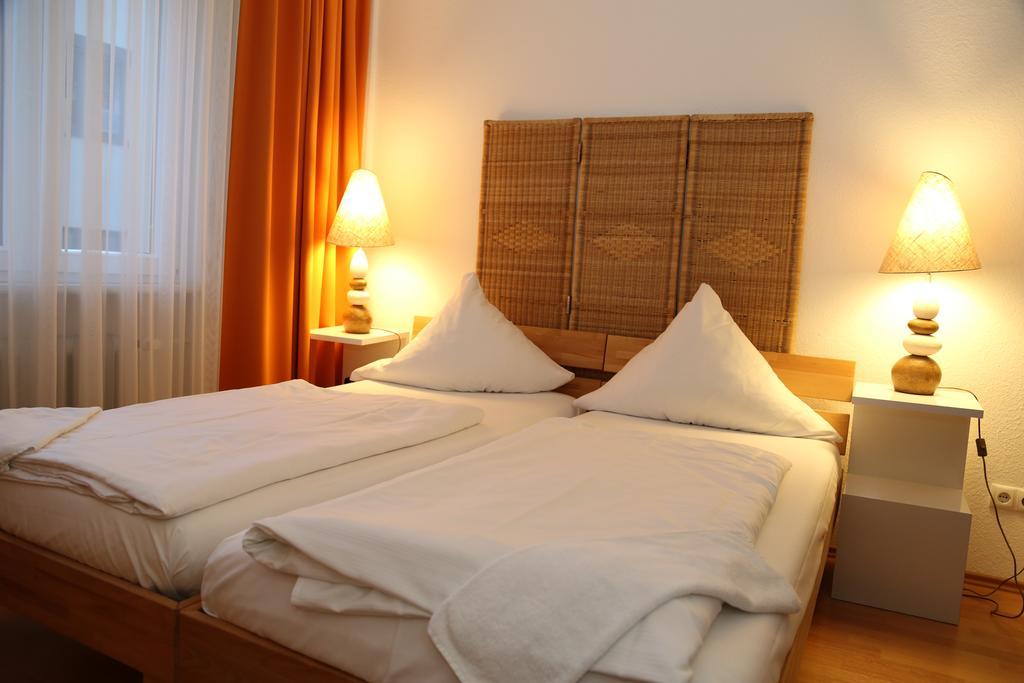 Hotel Loehndorf Bonn Kamer foto